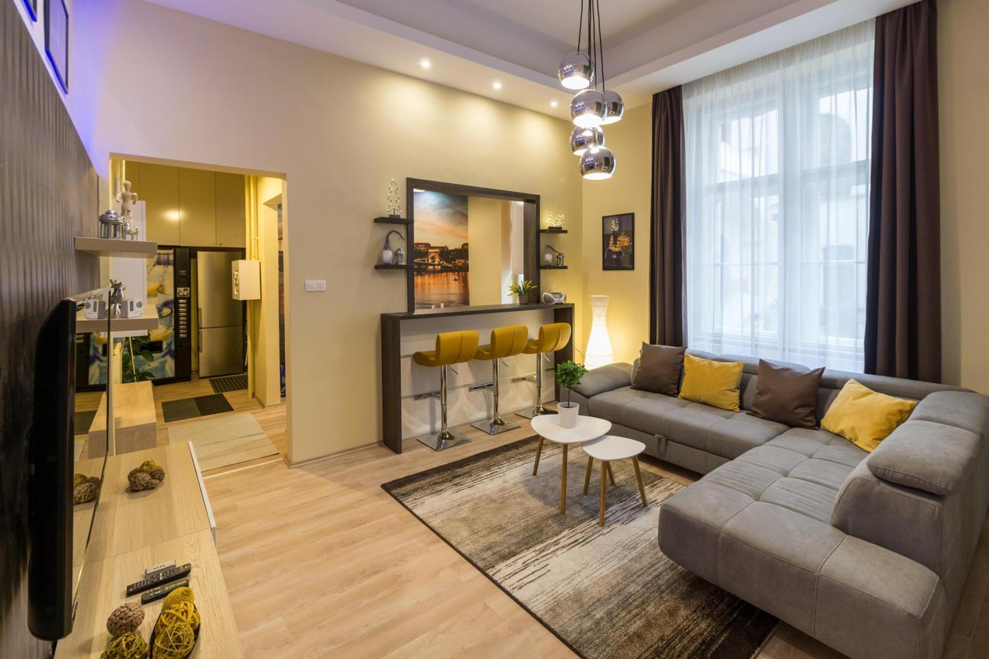 Exlcusive & City Central Located Suite By Prestige Homes Budapesta Exterior foto